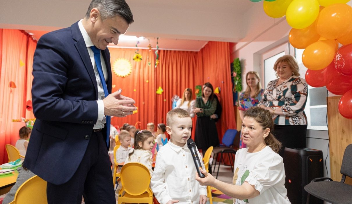 numărul locurilor în creșe