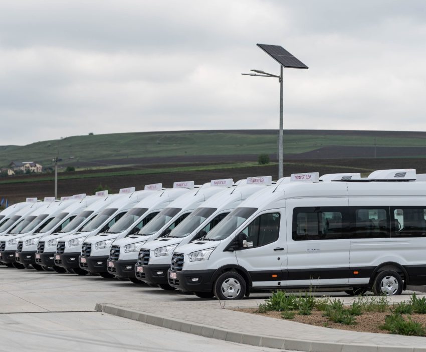 microbuze electrice pentru transportul elevilor