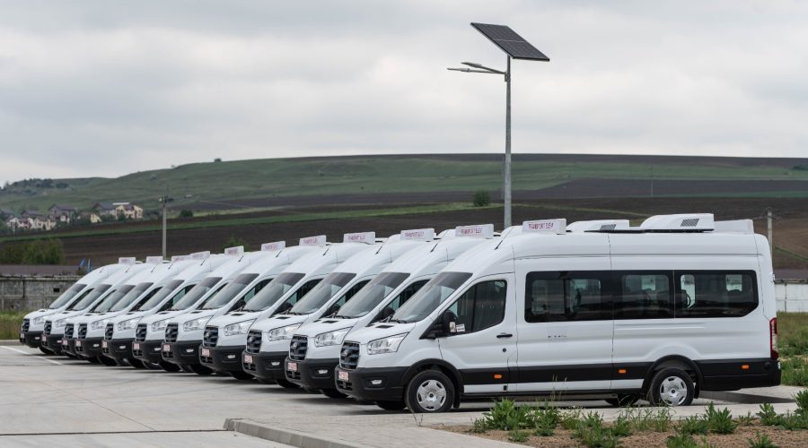microbuze electrice pentru transportul elevilor